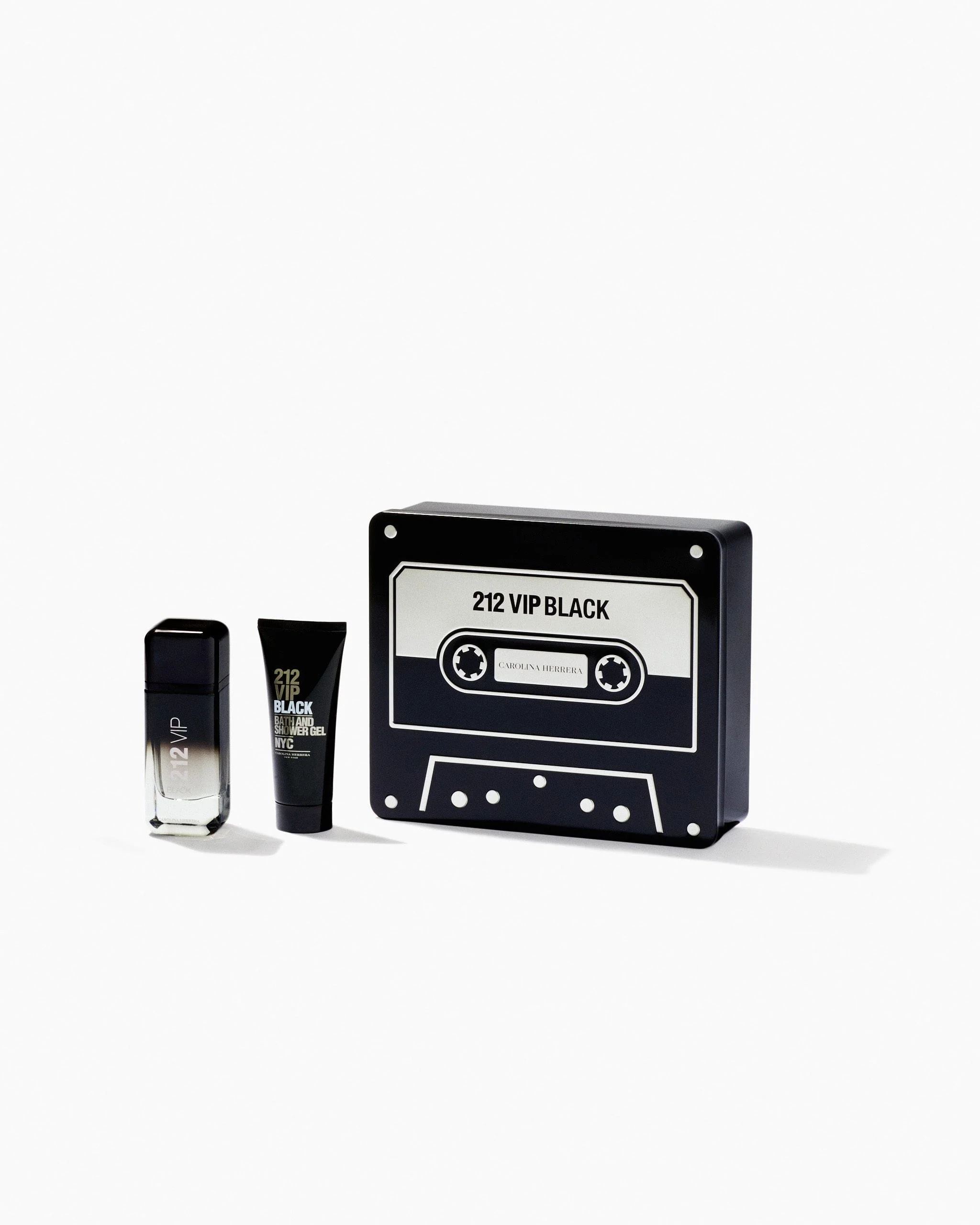Carolina Herrera 212 Vip Black Gift Set - Image 3